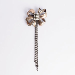 Babylon Brooch Women Bronze